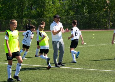 Тренер команды «Искра» Шухрат Раимбердиевич: «Стараемся играть в атакующий футбол, направленный на доминировании на поле»